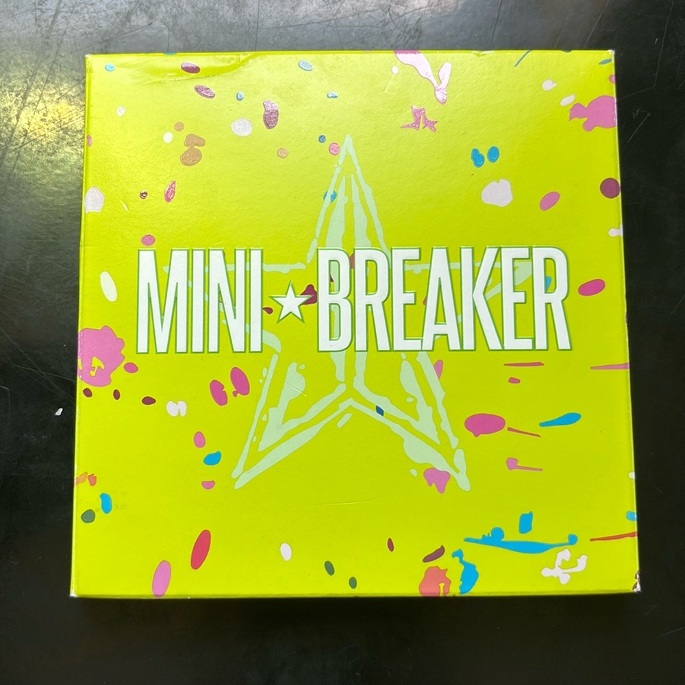 Jeffree Star mini breaker